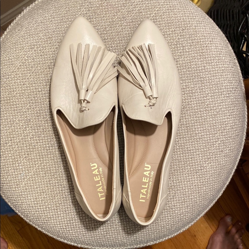 Women's Italian Cream Tassel Loafers